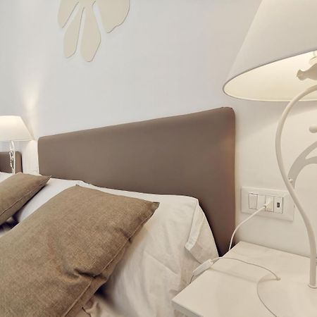 FLOS Guest House Lucera Exterior foto